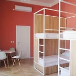 Hostel Follow The Sun Boutique - Pool, Breakfast & Sea Views San Ġiljan
