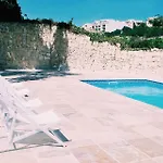 Follow The Sun Boutique - Pool, Breakfast & Sea Views *