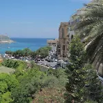Follow The Sun Boutique - Pool, Breakfast & Sea Views