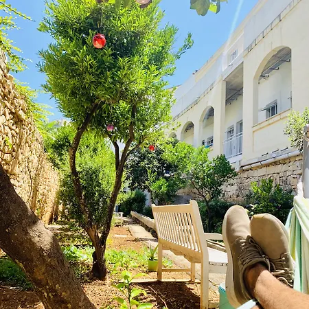 Follow The Sun Boutique - Pool, Breakfast & Sea Views Hostal San Julián