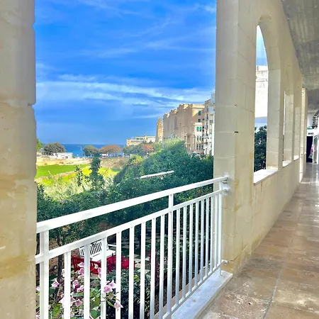 旅馆 Follow The Sun Boutique - Pool, Breakfast & Sea Views Saint Julian's