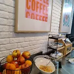 호스텔 Follow The Sun Boutique - Pool, Breakfast & Sea Views