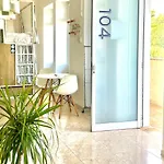 Follow The Sun Boutique - Pool, Breakfast & Sea Views *