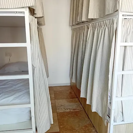 Hostal Follow The Sun Boutique - Pool, Breakfast & Sea Views *