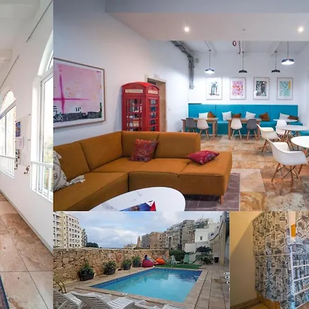 Hostel Follow The Sun Boutique - Pool, Breakfast & Sea Views