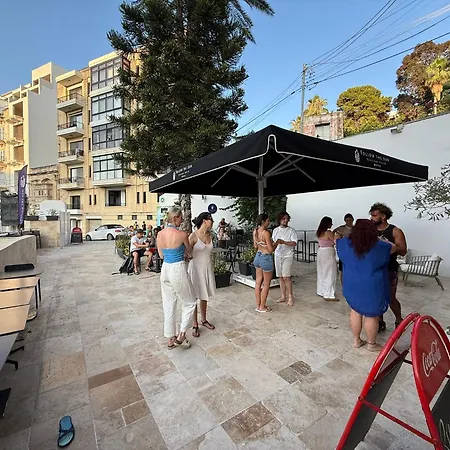Follow The Sun Boutique - Pool, Breakfast & Sea Views Hostal San Julián