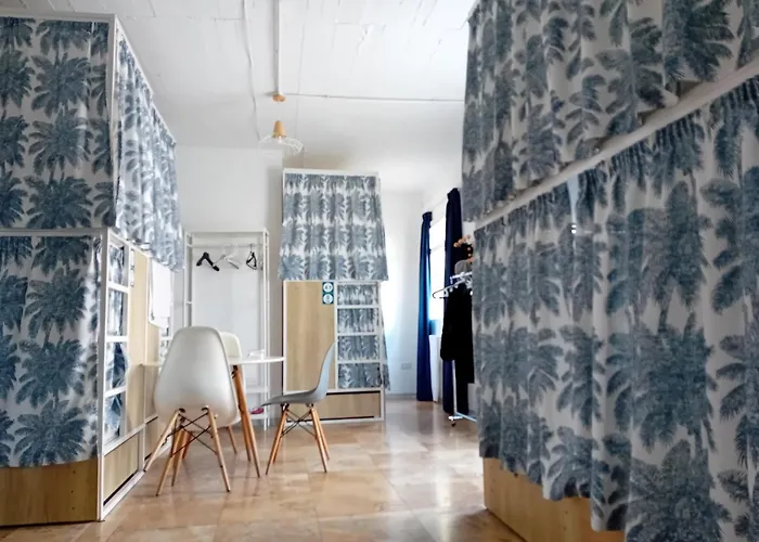 Follow The Sun Boutique - Pool, Breakfast & Sea Views