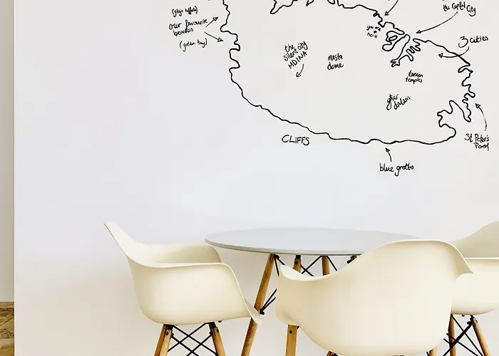 Follow The Sun Boutique - Pool, Breakfast & Sea Views *