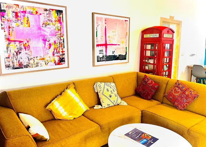 Hostel Follow The Sun Boutique - Pool, Breakfast & Sea Views Saint Julian's