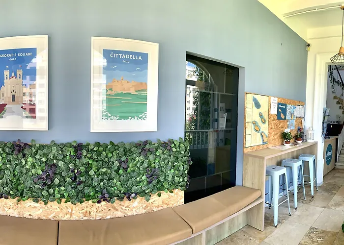 Follow The Sun Boutique - Pool, Breakfast & Sea Views San Ġiljan